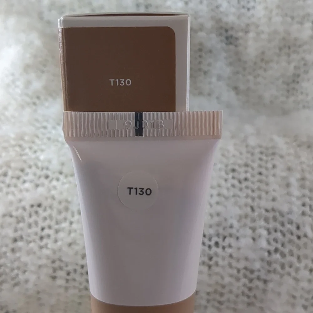 Bite Beauty Supercharged Micellar Foundation in T130 Changemaker, 30ml/1…
